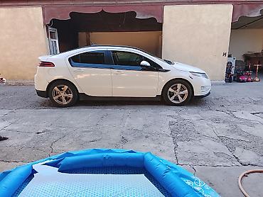 byd e2 2024: Chevrolet Volt: 2012 г., Вариатор, Гибрид, Хэтчбэк — 5