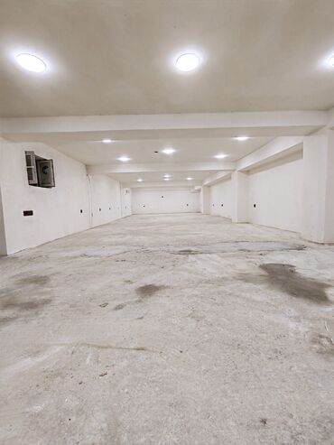 Digər kommersiya daşınmaz əmlakı: Digər kommersiya daşınmaz əmlakı — 3