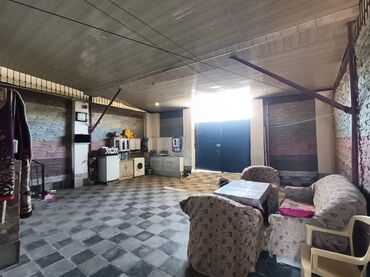 Həyət evləri və villaların satışı: 3 otaqlı, 6 kv. m, Kredit yoxdur, Orta təmir — 22