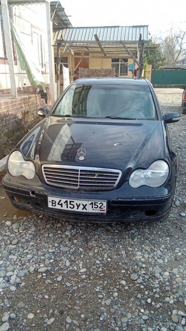 Mercedes-Benz: Mercedes-Benz : 2001 г., 2 л, Механика, Бензин, Седан