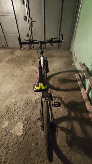 Musiqi alətləri: İşlənmiş Şəhər velosipedi 26", sürətlərin sayı: 7, Ünvandan götürmə