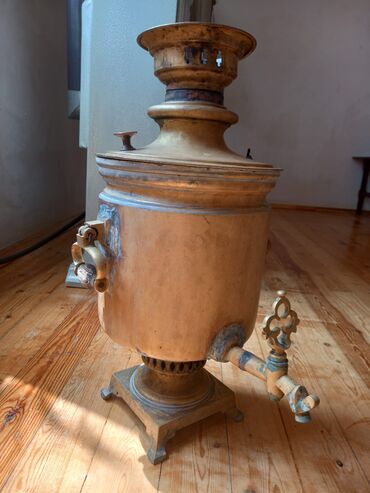 Yemək konteynerləri: Salam. 1870 ci ilin samovardır. Василия Степановича Баташев — 6