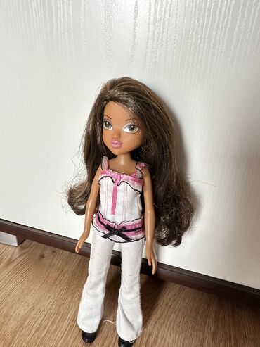 lutka za frizure igračka: Moxie lutka broj 4
Original, lepo ocuvana lutka