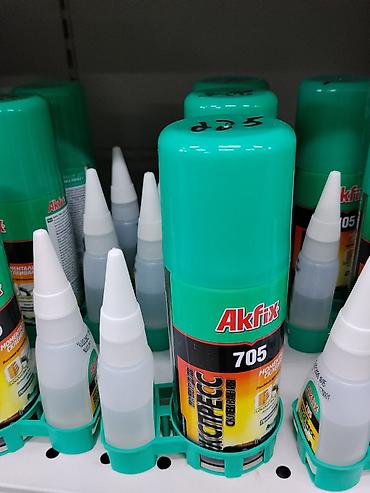 Суперклей: Akfix, Для дерева, В аэрозольном баллоне — 1