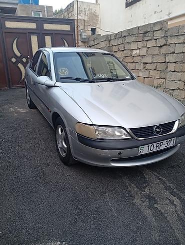 2005 kia sephia: Opel Vectra: 1.8 l | 1998 il 2000388 km Sedan — 1