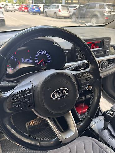 Продажа авто: Kia Morning: 2019 г., Автомат, Бензин, Седан — 4