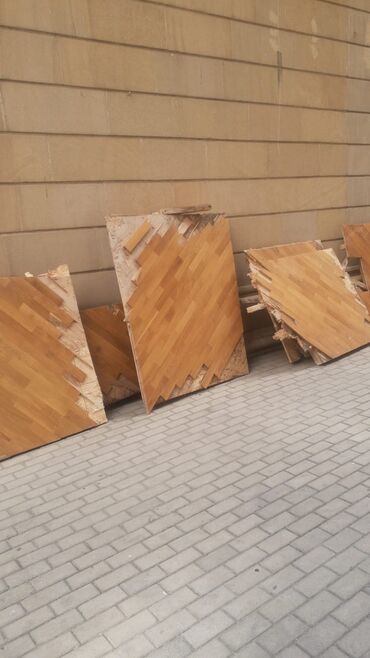 Parket: Parket, Kvadrat lövhəli