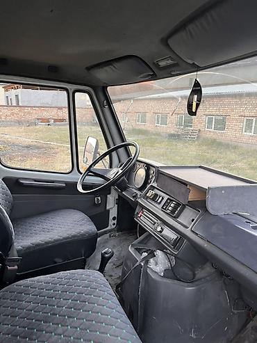 e6 3: Легкий грузовик, Mercedes-Benz, Стандарт, 3 т, Б/у — 1
