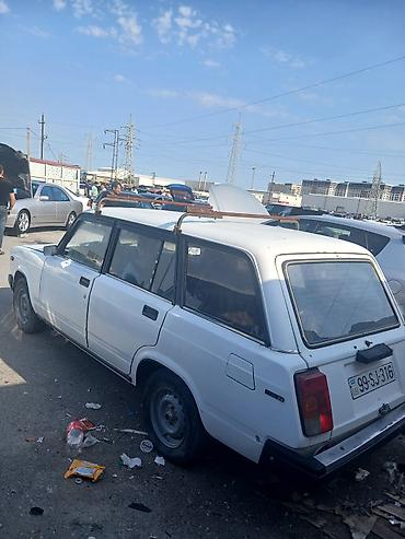 VAZ (LADA): VAZ 2104 universal, ağ rəng. - Kuzov: 5 qapılı universal kuzov — 3