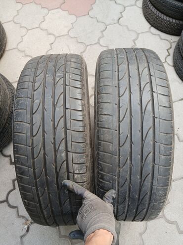 Шины: Шины 215 / 60 / R 17, Б/у, Пара, Легковые, Япония, Bridgestone