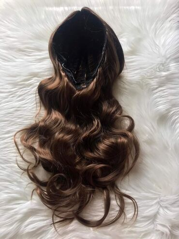 Perike i klipse: Perike
Cena 3200din na lalafo.rs — 14 Perike i klipse: Perike
Cena 3200din — 14