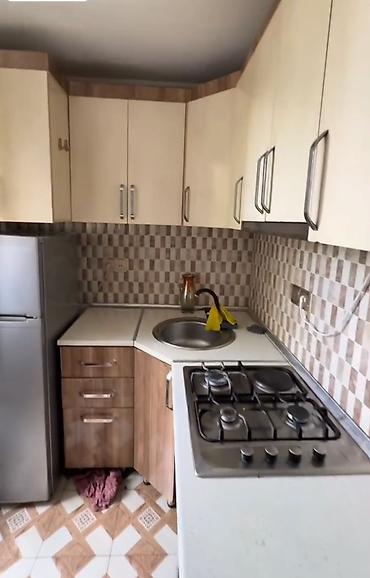 zabrat ev: Elimler metrosun yaxınlıqı (metroya 5 deyqa piyada)BDU AZTU AZMİU — 8