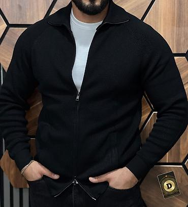 kurtka modelleri kisi: Kişi trikotaj jaketi – fermuarlı, düyməli yaxalı model - Model: kişi — 5