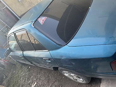 мазда 323 машина: Mazda 323: 1991 г., Механика, Бензин, Седан — 4