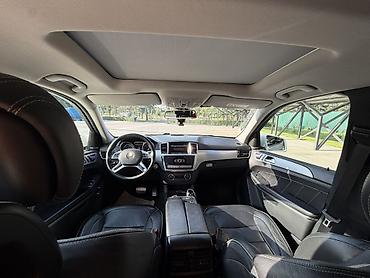 x166: Mercedes-Benz GL-Class: 2014 г., 4.7 л, Автомат, Бензин, Внедорожник — 7