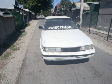 диски на форанер: Mazda 626: 1989 г., 2 л, Механика, Бензин, Седан