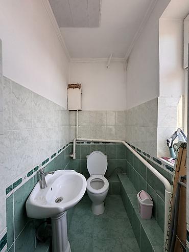 Продажа коттеджей и домов: 5 комнат, 140 м², 5 соток, Бишкек, Кок-Жар ж/м Агентство недвижимости at lalafo.kg — 21 Продажа коттеджей и домов: 5 комнат, 140 м², 5 соток, Бишкек, Кок-Жар ж/м Агентство недвижимости — 21