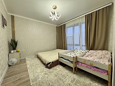 Продажа коттеджей и домов: СРОЧНО ПРОДАЕТСЯ.Просторный 2-этажный частный дом. Имеются пристройки — 12