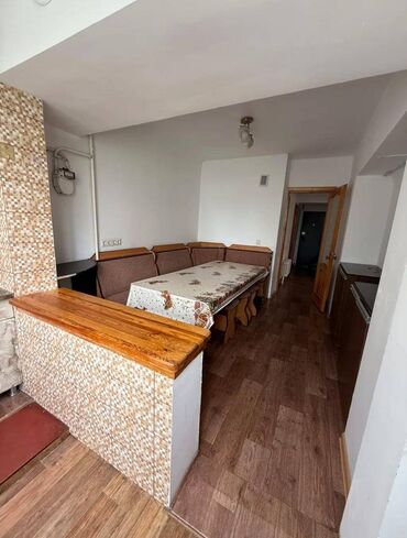 купить 4 комнатную квартиру в бишкеке: 3 комнаты, 60 м², Индивидуалка, 2 этаж