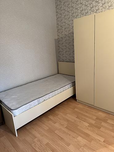 azadliq ev: Qızlar və tələbə xanımlar üçün universitetlər 18 saylı peşə liseyi — 2