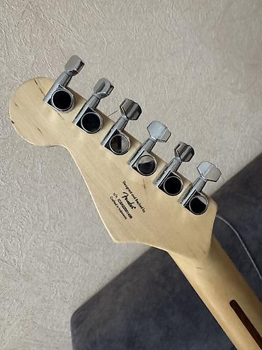 fender gitara: Fender Squier, vintage terzde modifiye edilib, yaxşı veziyyetdedir — 1