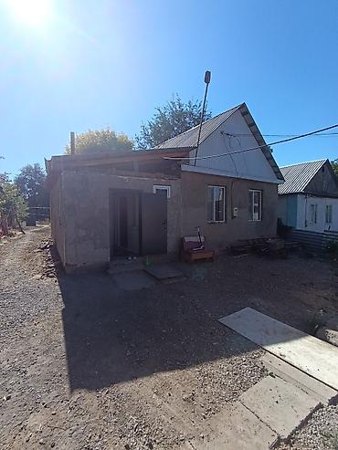 Продажа коттеджей и домов: Продаются 🏡 Дом Город Орловка! Рядом всё есть ! В доме есть санузел — 22