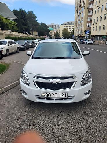 kond: Chevrolet Cobalt sedan – ağ rəng, avtomatik ötürmə Xüsusiyyətlər: - — 2