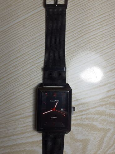 Qol saatları: Bütün saatların bir ədədi 7 manatdır. Çatdırılma Ayna Sultanova — 11