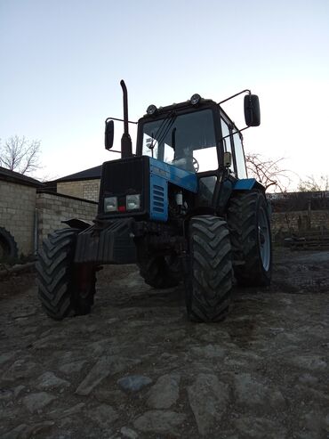 tesla maşın: Traktor Belarus (MTZ) 892, 2011 il, 892 at gücü, motor 2.7 l, İşlənmiş