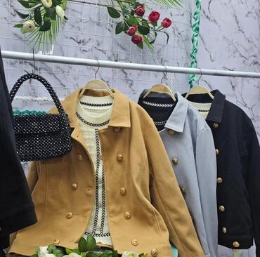 женское пальто бишкек: Пальто, Классика, Осень-весна, Короткая модель, Двубортная модель