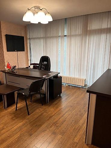 взять офис в аренду: İcarəyə verilir 6 otaqlı ofis 220 m², Şah İsmayıl Xətai m. Daha 7 — 3