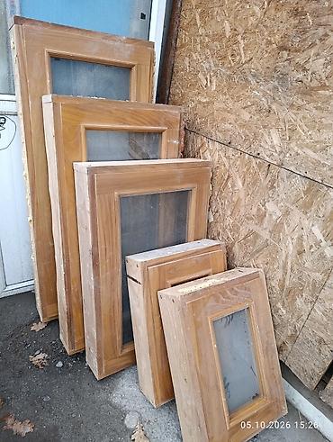 Эмерек үчүн комплектөөчүлөр: Деревянные форточки без открывания - Материал: массив дерева (видно — 1