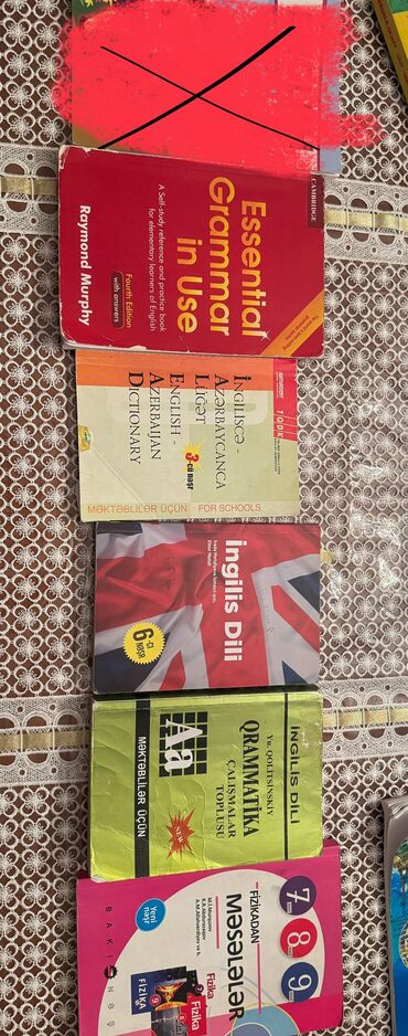 литература 5 класс учебник азербайджан: İngilis dili qırmızı kitab-4 manat İngilis dili lüğətlər - hərəsi 2