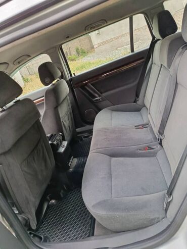 Opel: Opel Vectra: 2004 г., 2.2 л, Автомат, Бензин, Универсал — 7