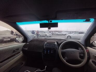 Toyota: Toyota Ipsum: 2000 г., 2 л, Автомат, Бензин, Минивэн — 6