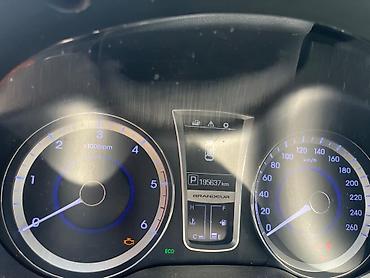 grandeur disk: Hyundai Grandeur: 2 l | 2014 il Sedan — 10