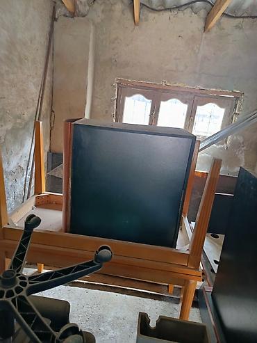 masaüstü ofis seti: Ofis mebeli dəsti – kompüter masası, arakəsməli iş yerləri və ofis — 4