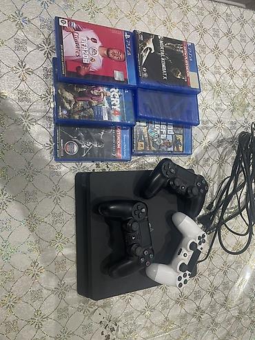 molekul 4: PlayStation 4 Slim oyun konsolu komplekti Paket tərkibi: - PS4 Slim — 3