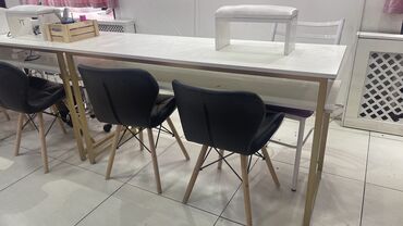для салона мебель: Продаю маникюрные столы на два мастера 6000 сом