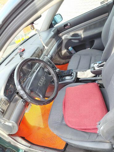 Audi: Audi A4: 1997 г., 1.8 л, Автомат, Бензин, Седан — 5