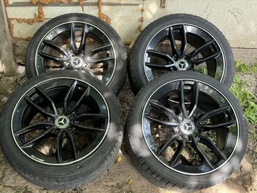 Диски: Литые Диски R 18 AMG, Комплект, отверстий - 5, Б/у