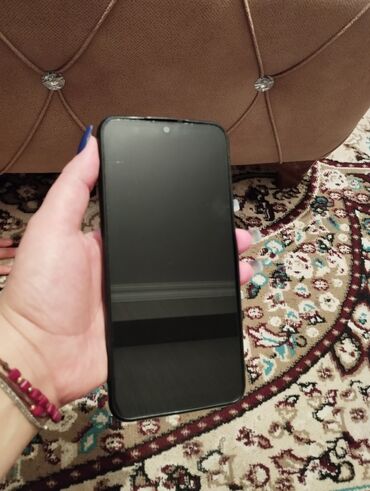 android telefonlar: Samsung 32 GB, rəng - Göy, Sensor