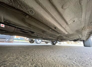 Volkswagen: Volkswagen Passat: 1989 г., 1.8 л, Механика, Бензин, Универсал — 10