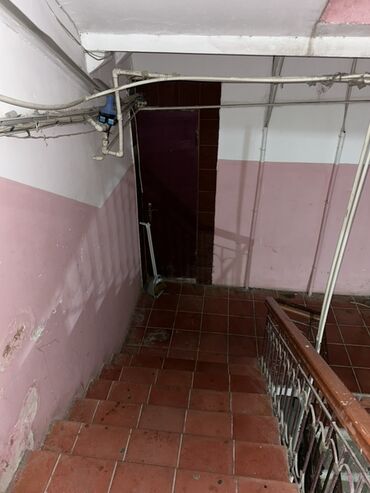 Mənzil kirayələyirəm: 4 otaqlı, 80 kv. m — 10