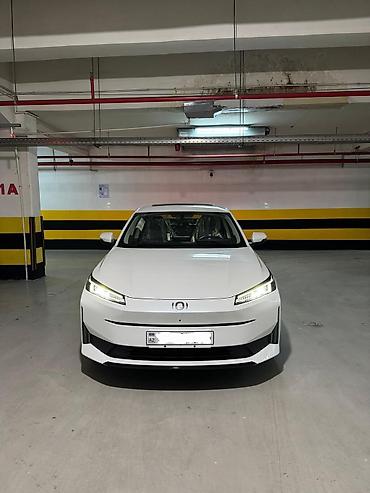 Dongfeng: Dongfeng : 1.5 l | 2026 il Sedan — 1