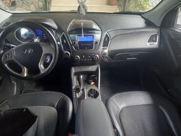 Hyundai: Hyundai ix35: 2.4 l | 2011 il Ofrouder/SUV — 6