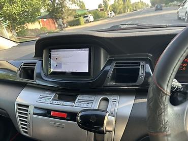 honda edix 2005: Honda Edix: 2005 г., 1.7 л, Автомат, Бензин, Хэтчбэк — 8