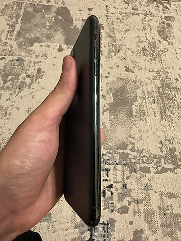iphone 11 64г: IPhone 11 Pro Max, Б/у, 256 ГБ, Matte Midnight Green, Чехол, 75 % — 6
