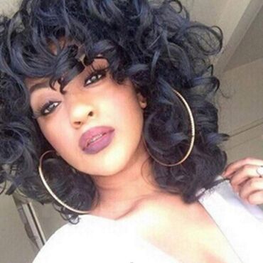 Perike i klipse: Perike
Cena 3200 din — 22