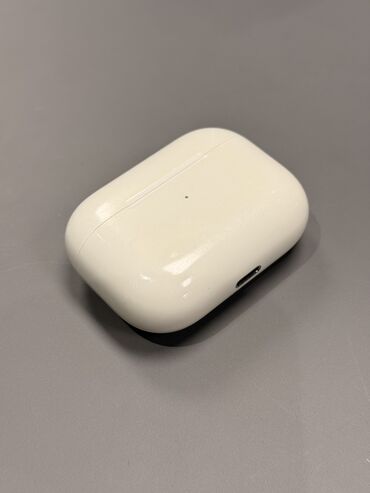 рация б у: AirPods Pro, оригинал. Полный комплект